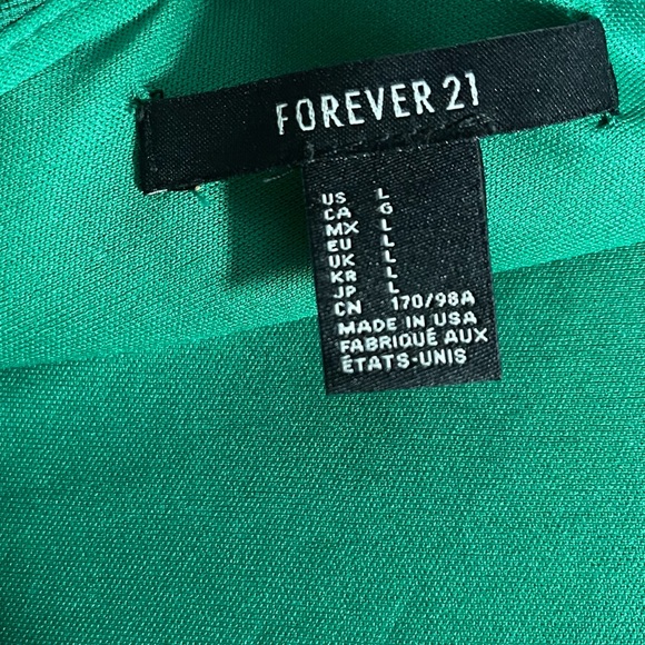 Green Dress - Picture 2 of 2